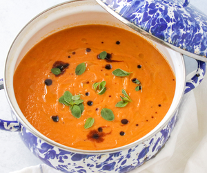 carrot ginger bisque in pot